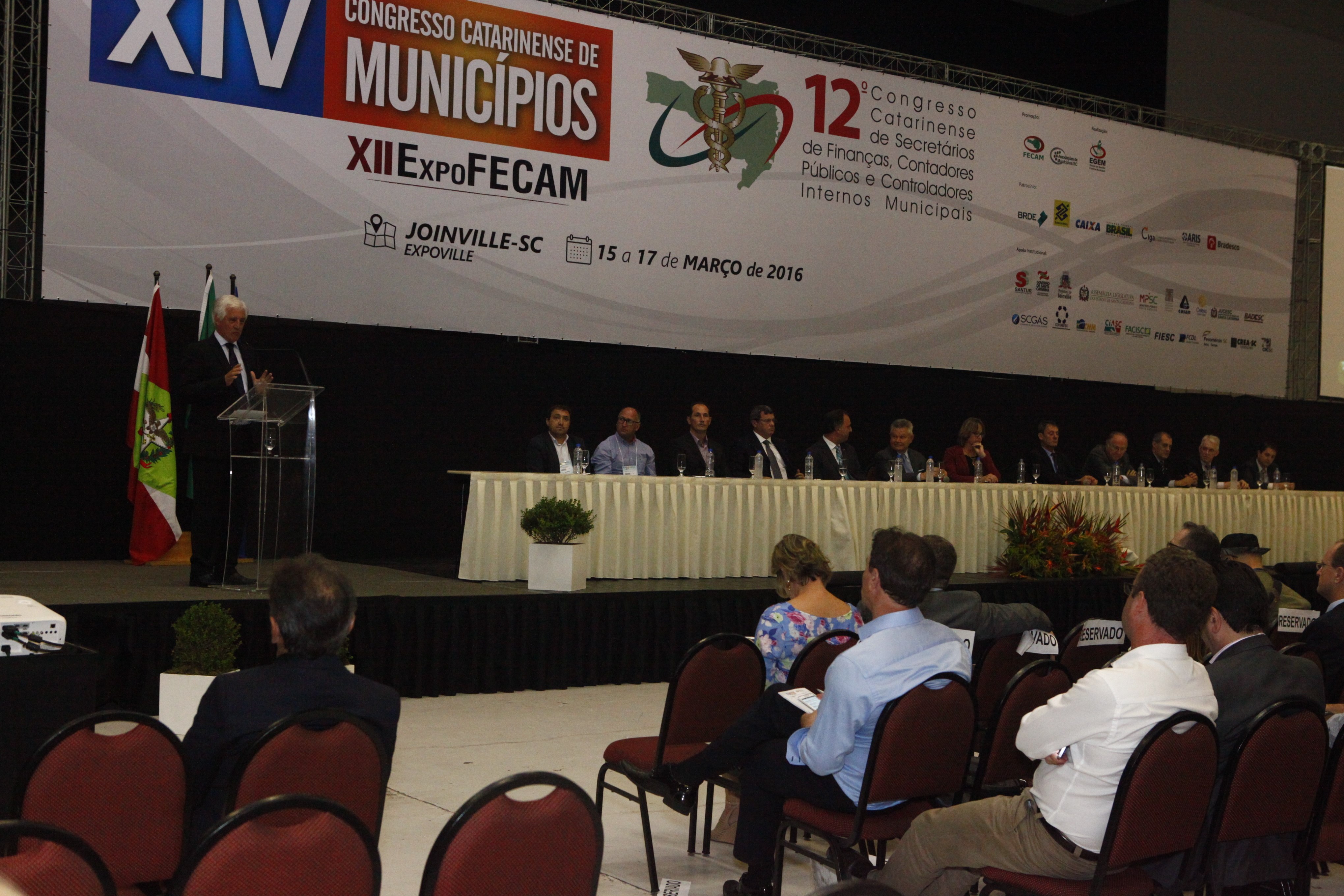 You are currently viewing Prefeitos e técnicos da GRANFPOLIS participam do XIV Congresso Catarinense de Municípios