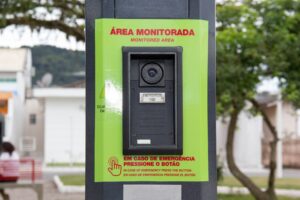 Read more about the article Prefeitura testa equipamento de segurança em praças