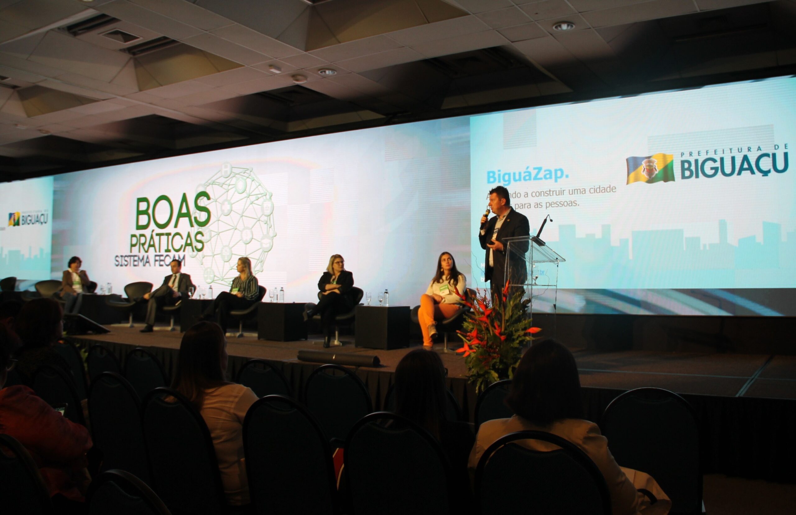 You are currently viewing BiguáZap é apresentado no Congresso de Prefeitos em Florianópolis