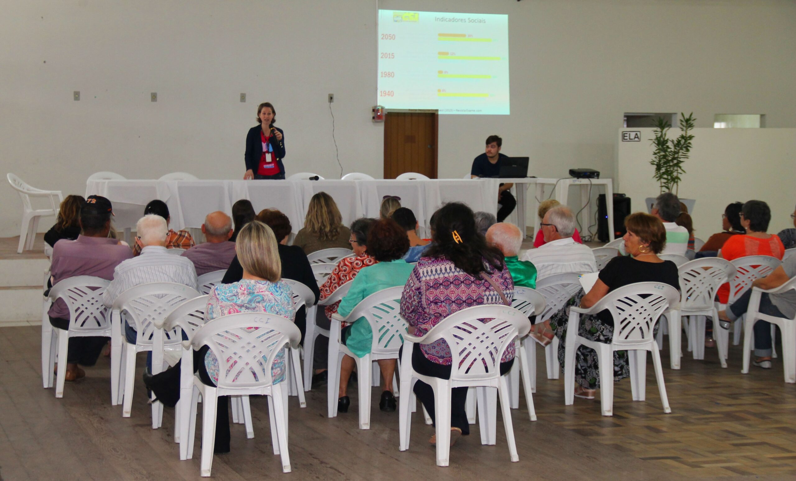 You are currently viewing Conferência dos Direitos da Pessoa Idosa é realizada no município