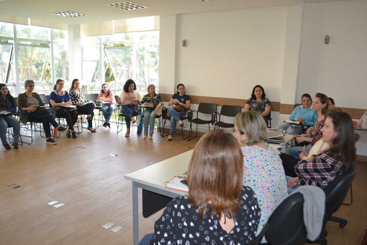 Read more about the article Fóruns Municipais de Usuários e Programa de Atenção às Pessoas Idosas são foco de debates no Colegiado de Assistência Social