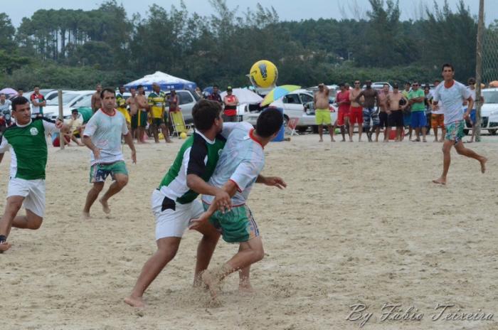 You are currently viewing Começa o Campeonato de Beach Soccer 2015