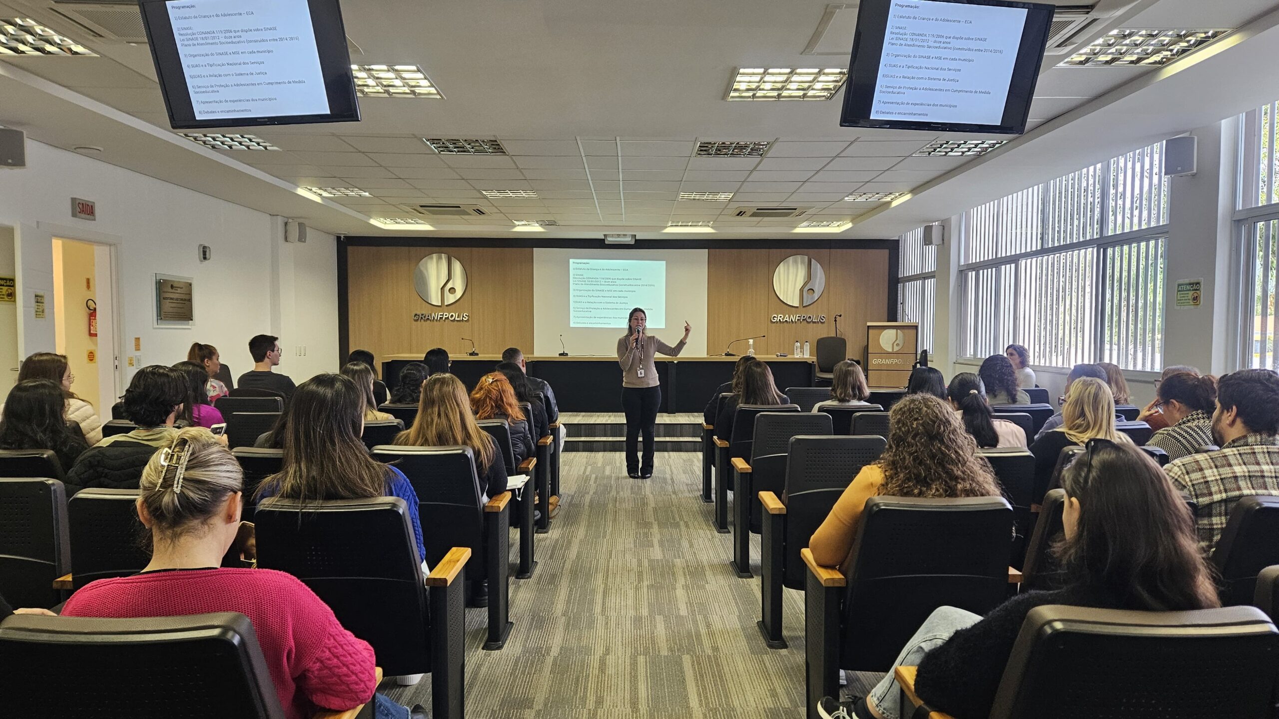 You are currently viewing Municípios da Granfpolis recebem capacitação sobre Serviço de Proteção a Adolescentes em Cumprimento de Medida Socioeducativa