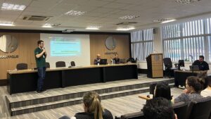 Read more about the article Granfpolis recebe técnicos de todo o Estado para capacitação sobre licenças ambientais